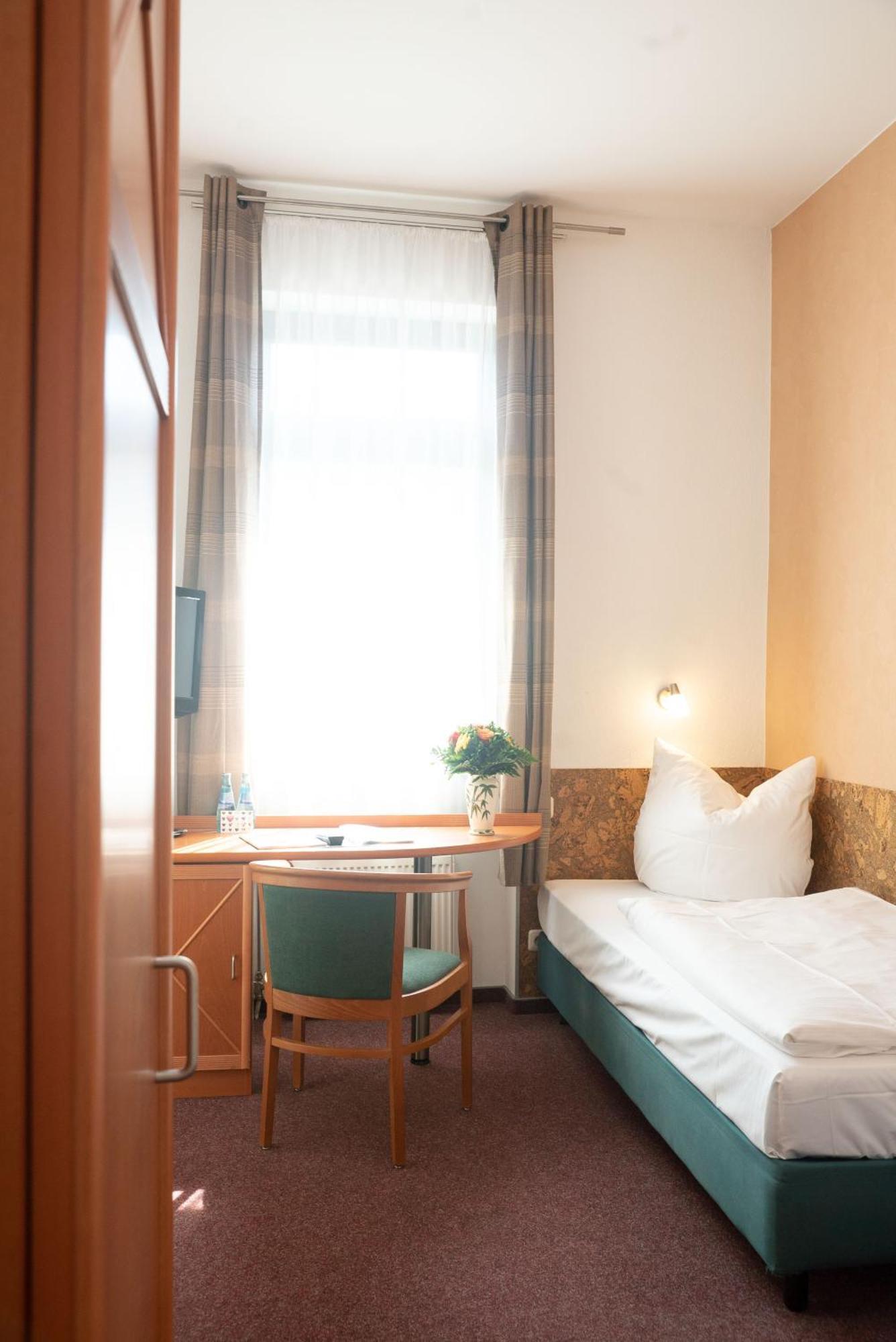 Hotel Adagio Leipzig Zimmer foto
