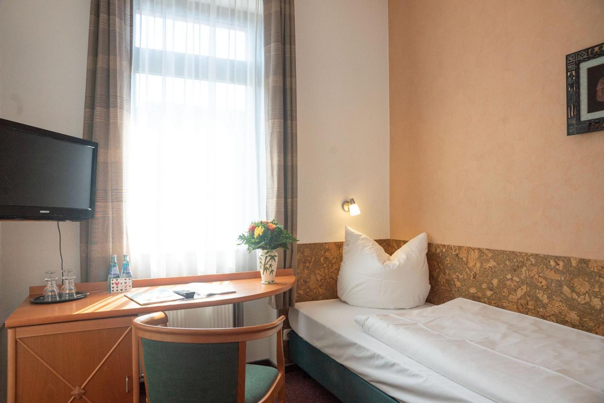 Hotel Adagio Leipzig Zimmer foto